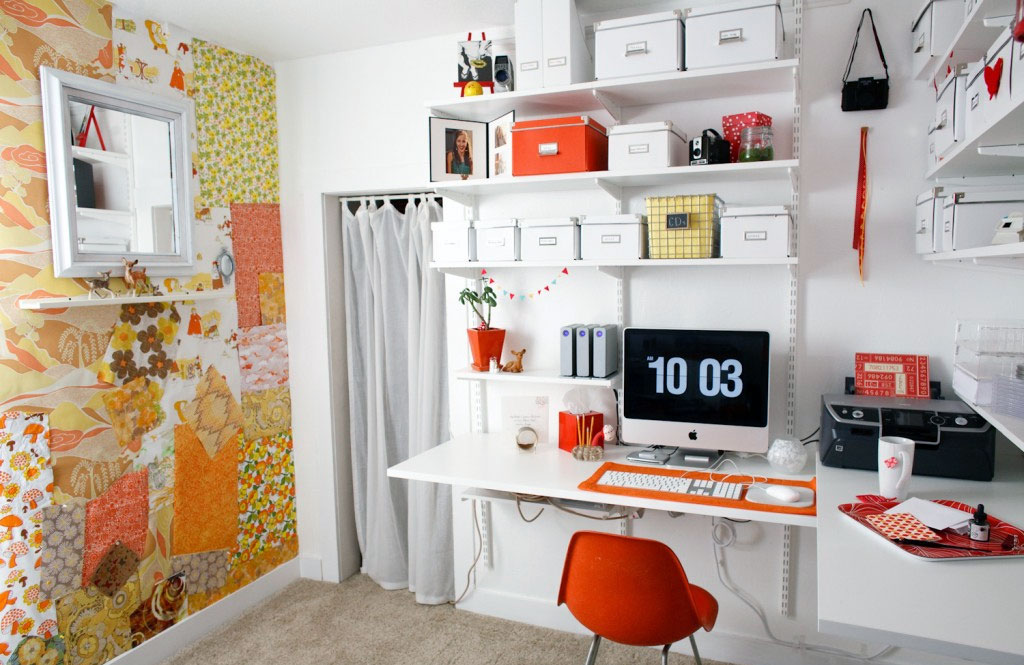 Creative Feature Wall Home Office Design - Interior Design Ideas