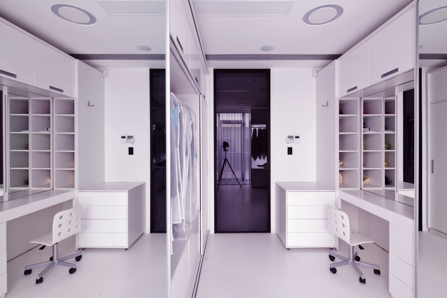 Modern White Dressing Room Design - Interior Design Ideas