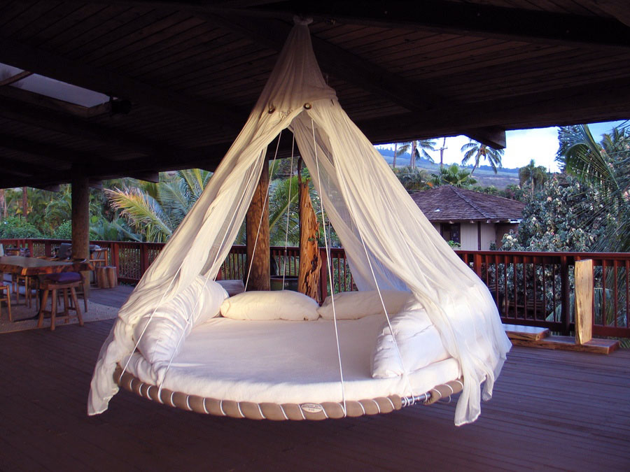 bed ideas on Beds 2012  White Hanging Patio Bed Design Ideas     Home Design Ideas
