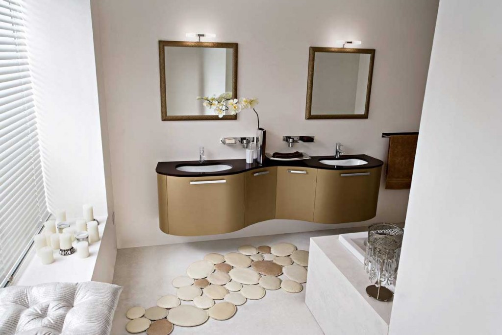 Best Fancy Bathroom with Rugs