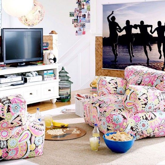 Stylish Dorm Rooms 2011