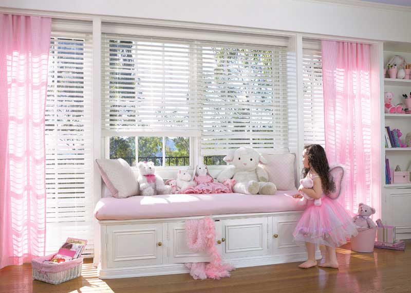 Sweet Candy Bear Pink Bedroom