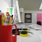 Fance Teen Mac Desk Bright workspace