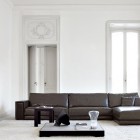 White Living Room with Broen Leather Sofa Design