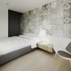 Unique and Minimalist Bedroom Wallpaper
