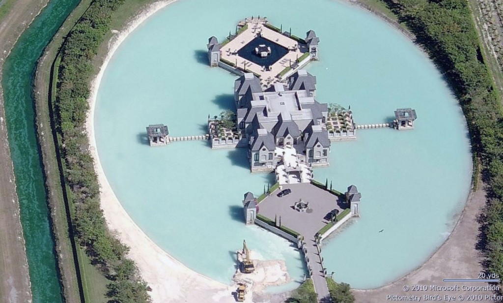 Amazing Castle House Suroundes by Moat Bird View