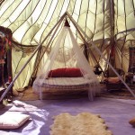 Cool Design Folating Bed with Shaded Mosquito and Net