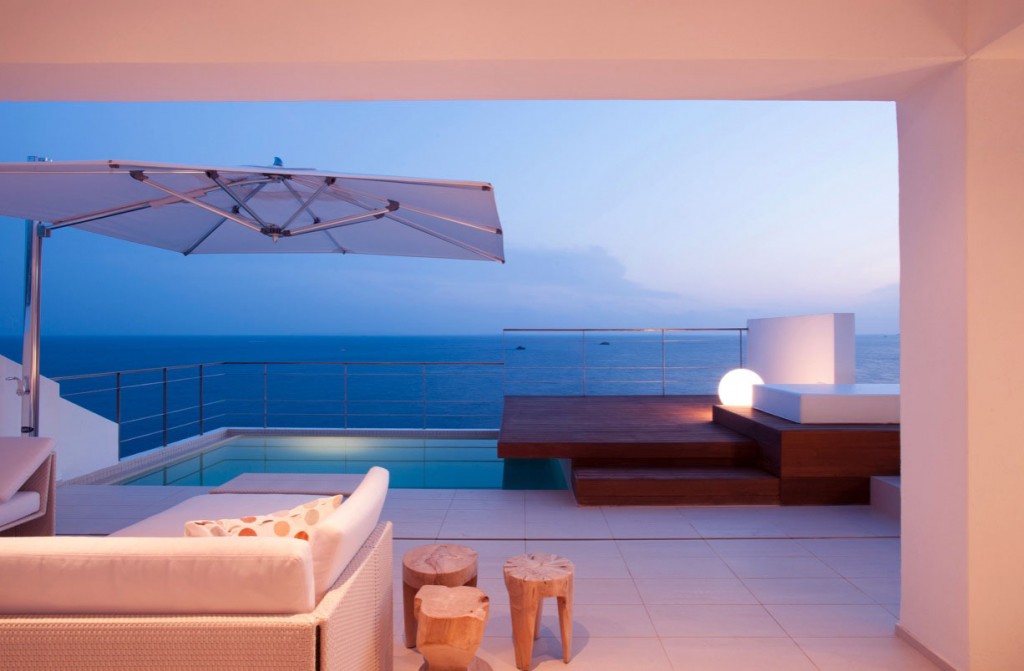 Private Pool Villa with Marble Stone Lamp Shade