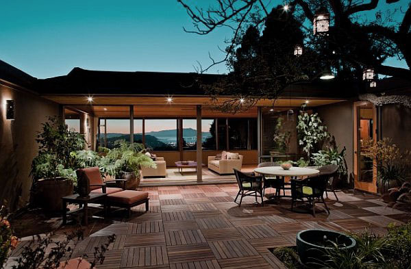 Contemporary Wooden Deck Courtyard Design Ideas