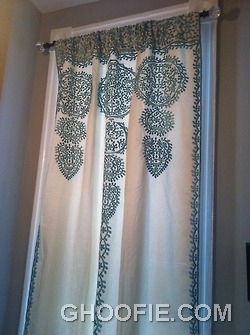 Add Color with Bathroom Curtains1
