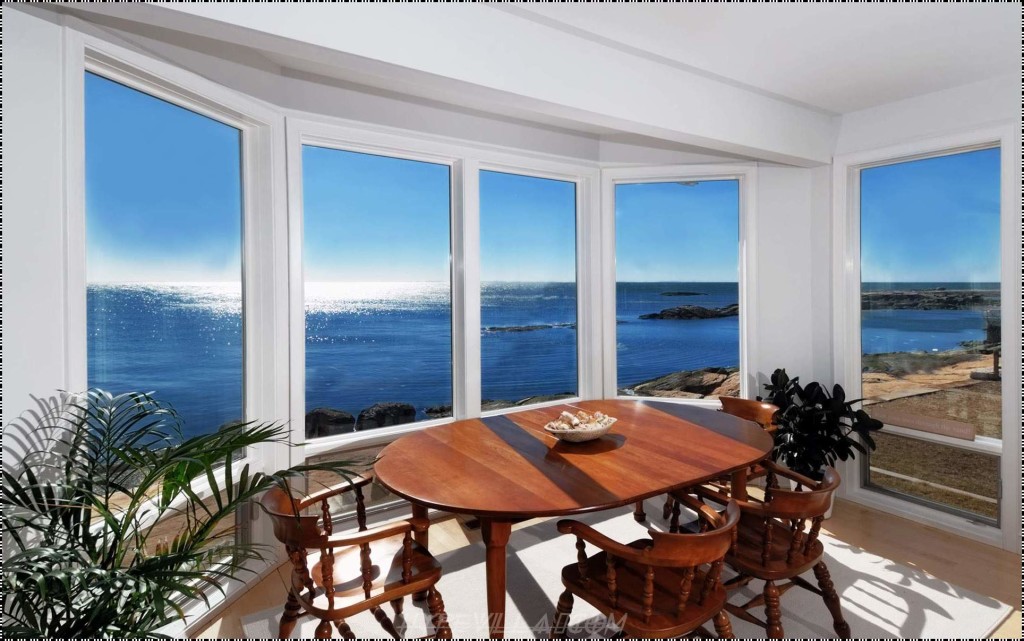 Beach house dining room
