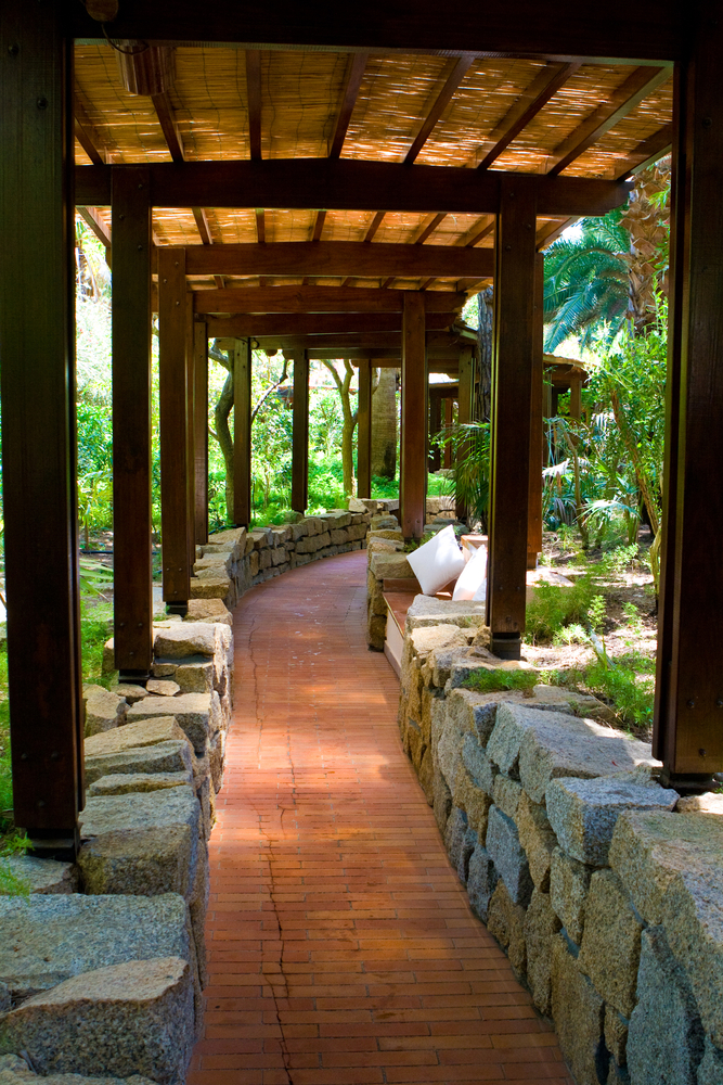 Garden walkway with covered top