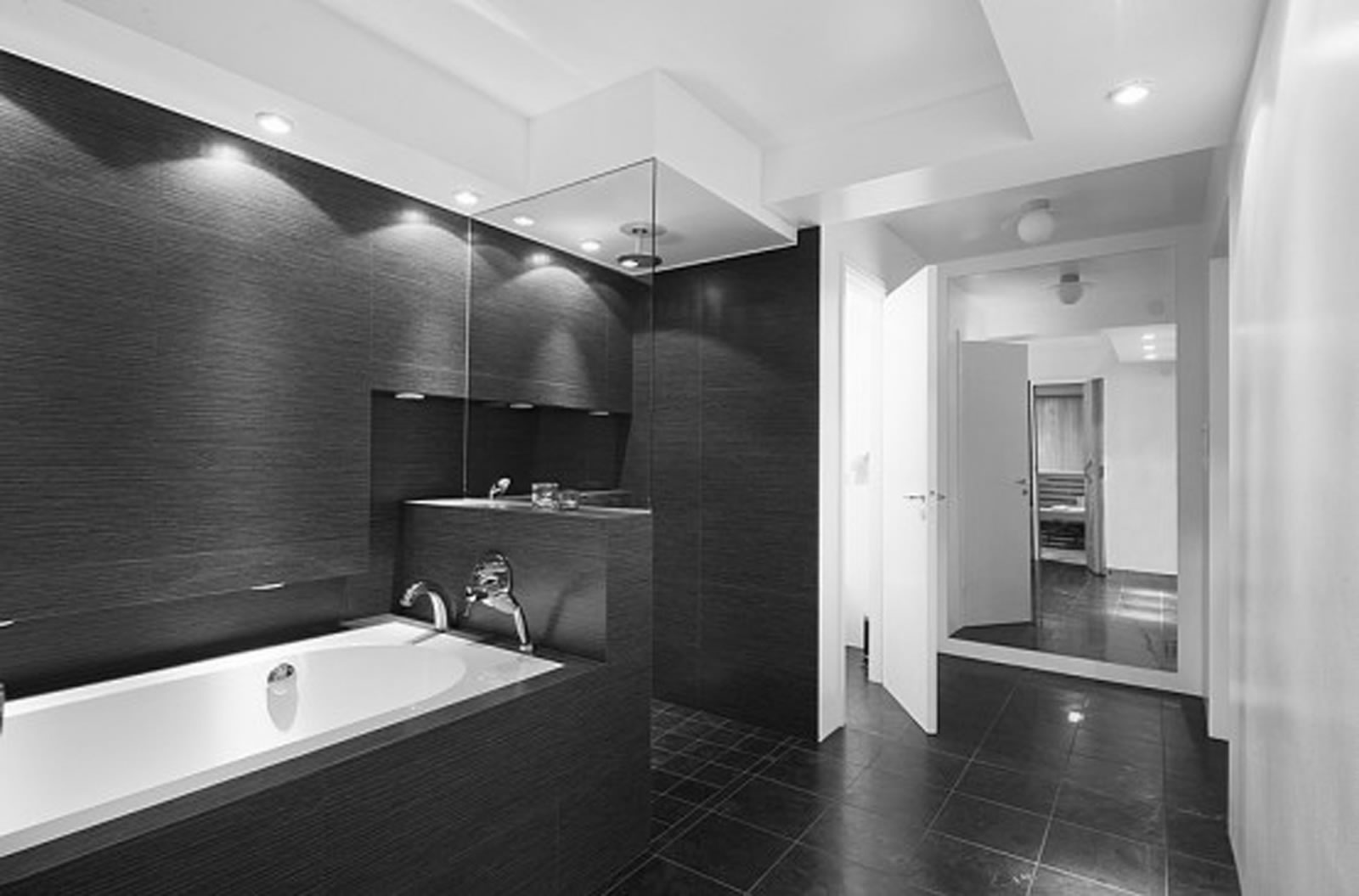 Trending Ideas for Black and White Bathroom Tiles ...